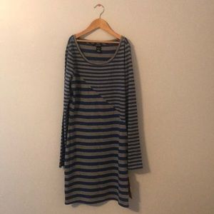 I am selling a DKNY jeans dress